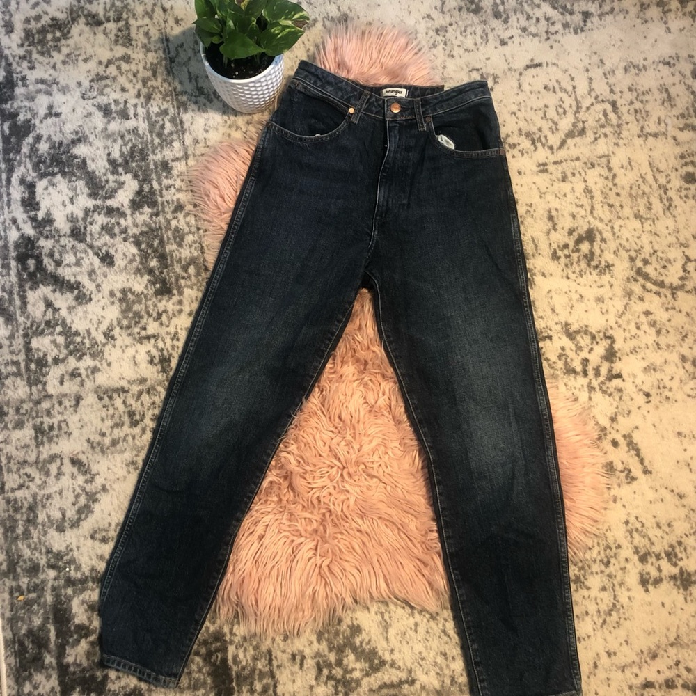 Wrangler Straight Leg Jeans
